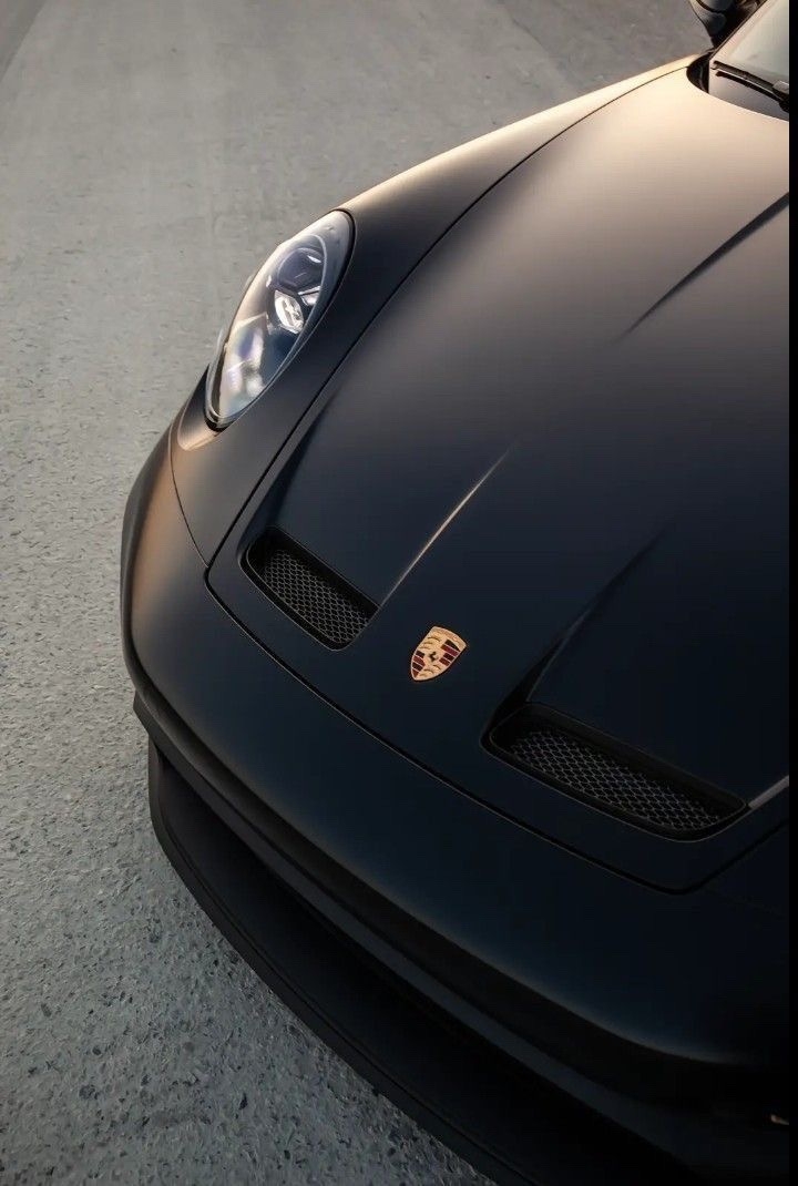 Порш 911 Carrera или Порш Turbo S: в чём разница