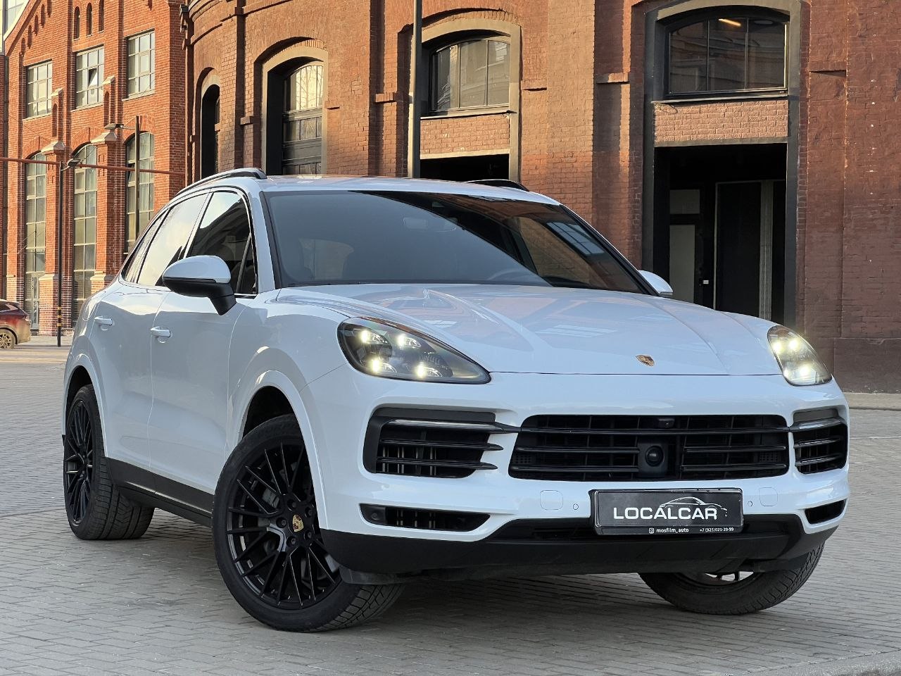 https://leocars-rental.ru/media/car_photos/5a9084e0b2864dcba0eb/CS1.jpg